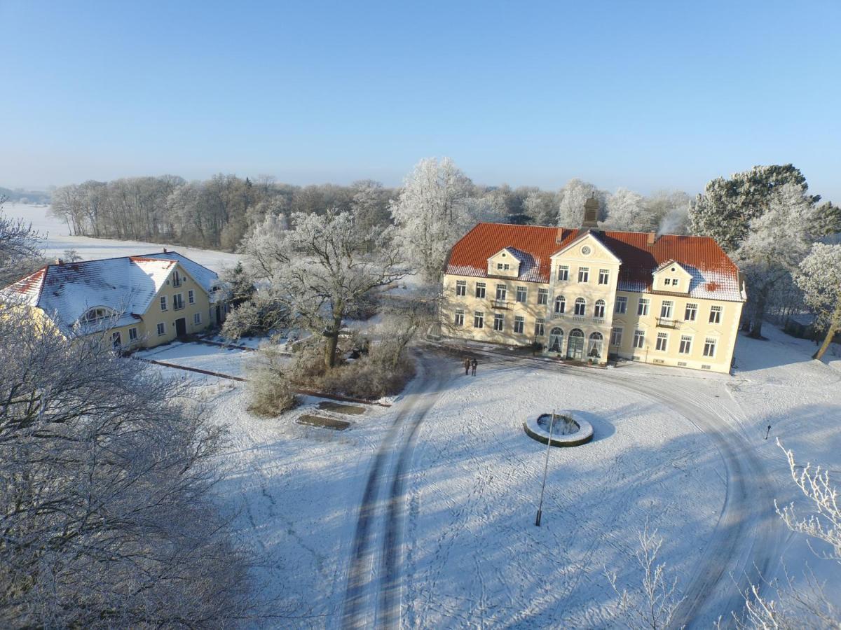 Landgut Oberhof Apartamento Klutz Exterior foto